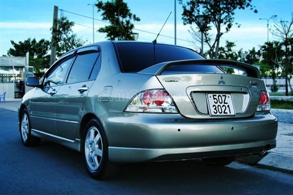 Mitsubishi Lancer 2004 ảnh 2